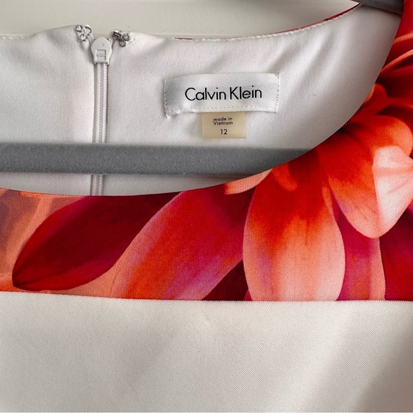 Calvin Klein floral mini dress - Picture 4 of 4